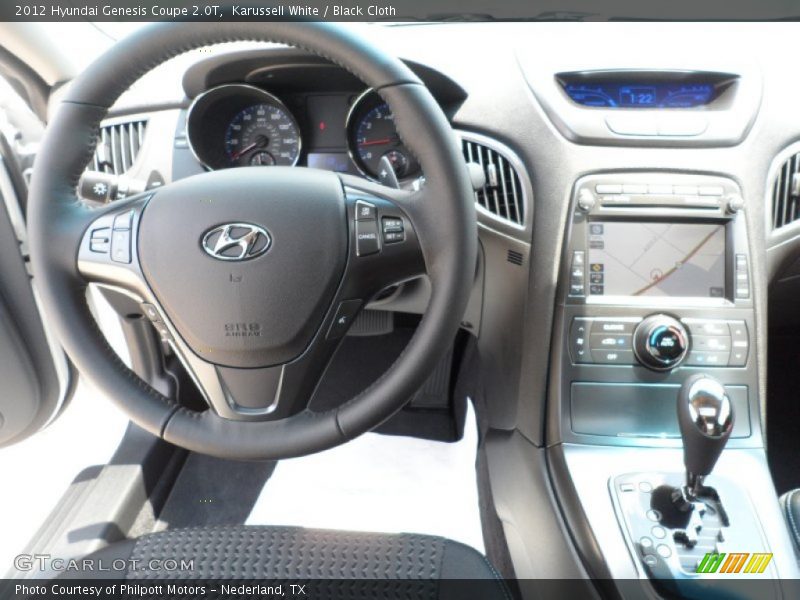Karussell White / Black Cloth 2012 Hyundai Genesis Coupe 2.0T