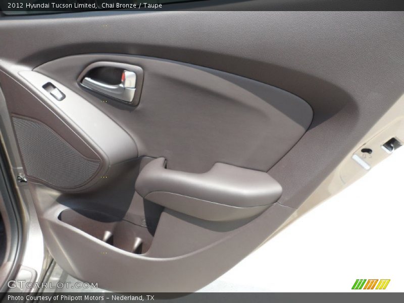 Door Panel of 2012 Tucson Limited
