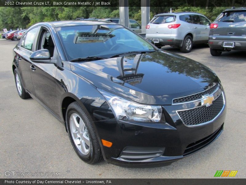 Front 3/4 View of 2012 Cruze LT