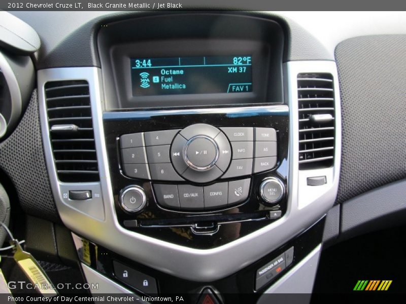 Controls of 2012 Cruze LT