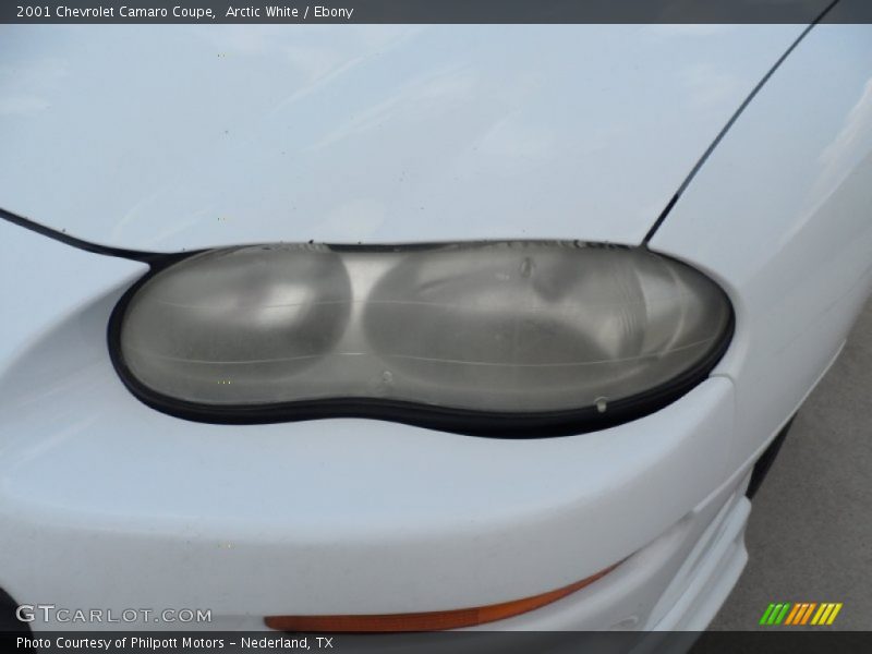 Arctic White / Ebony 2001 Chevrolet Camaro Coupe