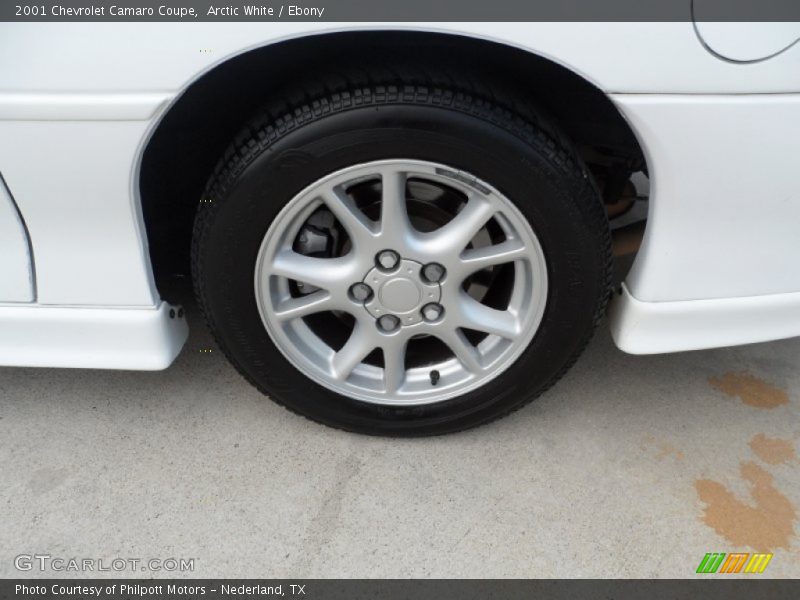 Arctic White / Ebony 2001 Chevrolet Camaro Coupe