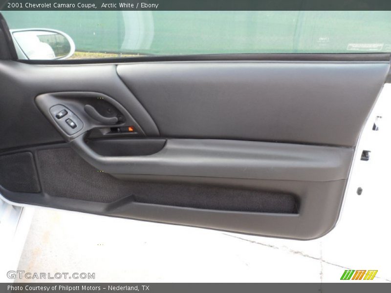 Arctic White / Ebony 2001 Chevrolet Camaro Coupe