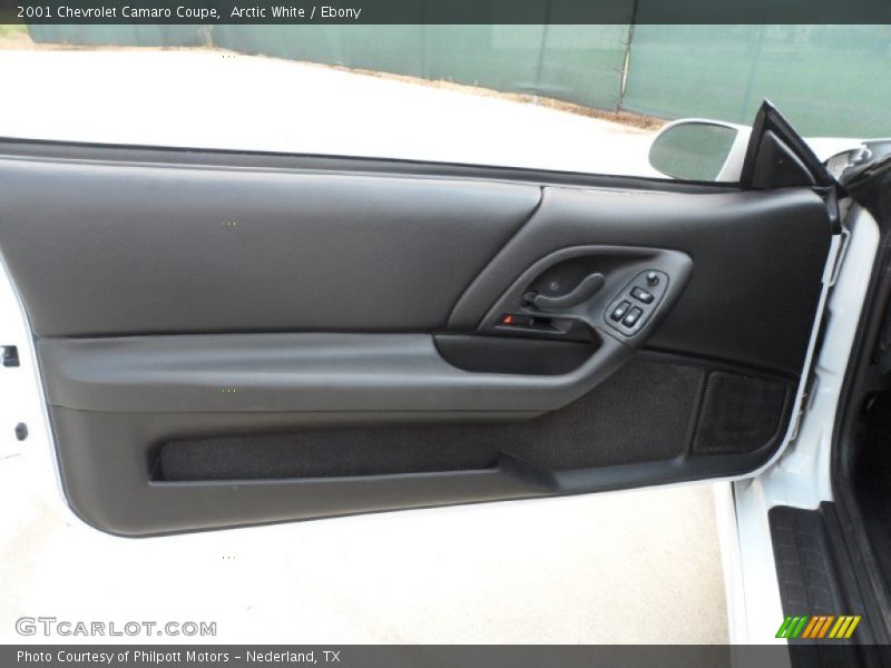 Arctic White / Ebony 2001 Chevrolet Camaro Coupe