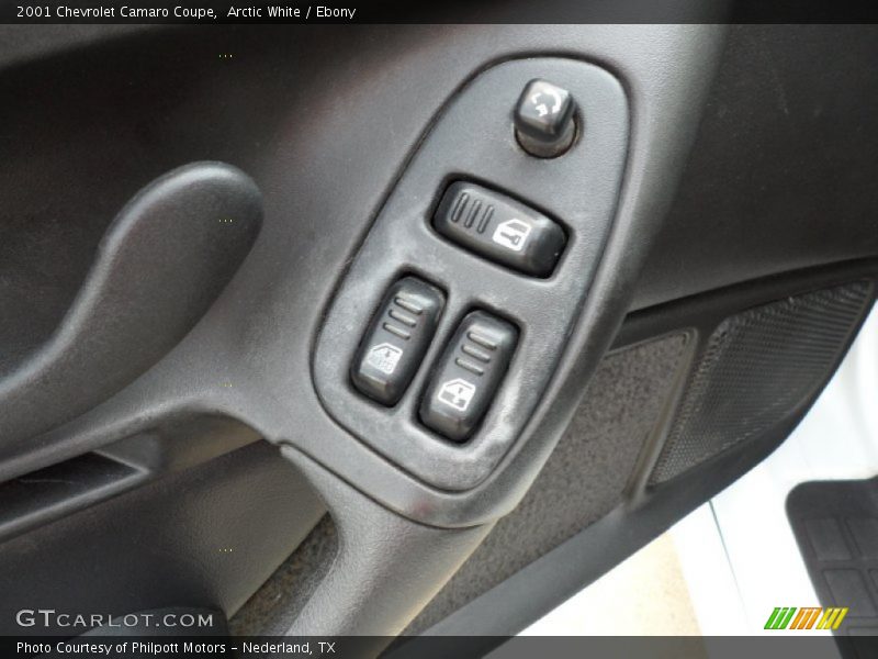 Arctic White / Ebony 2001 Chevrolet Camaro Coupe