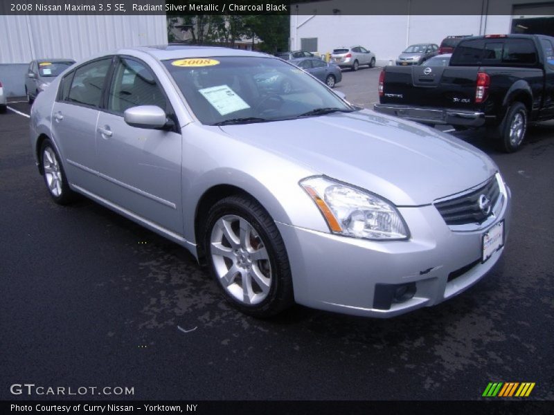 Radiant Silver Metallic / Charcoal Black 2008 Nissan Maxima 3.5 SE
