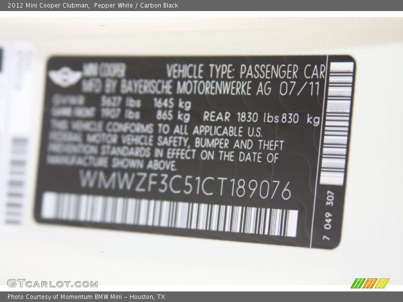 Pepper White / Carbon Black 2012 Mini Cooper Clubman