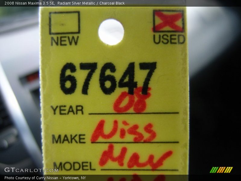 Radiant Silver Metallic / Charcoal Black 2008 Nissan Maxima 3.5 SE