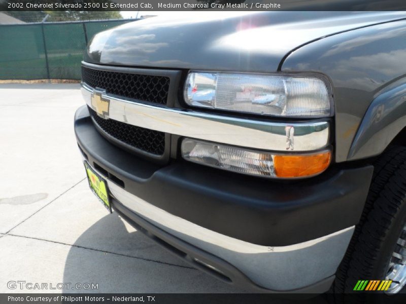 Medium Charcoal Gray Metallic / Graphite 2002 Chevrolet Silverado 2500 LS Extended Cab