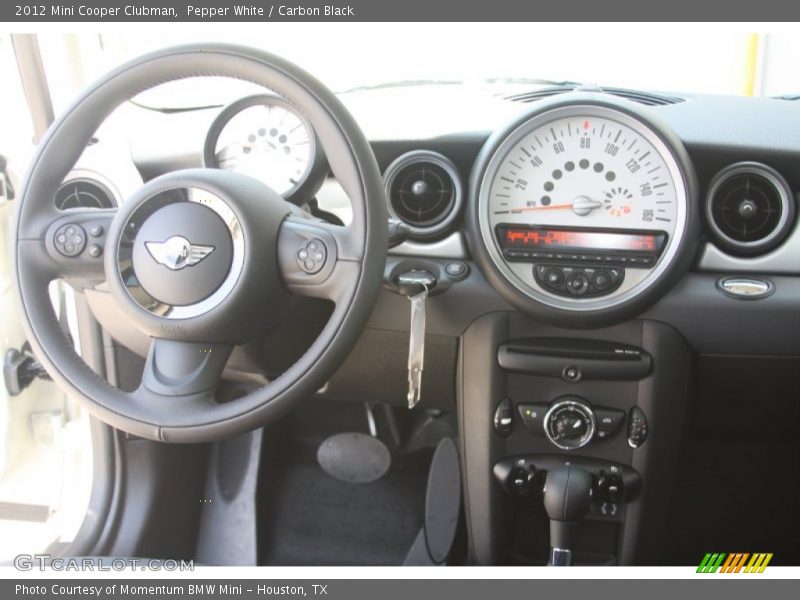 Pepper White / Carbon Black 2012 Mini Cooper Clubman