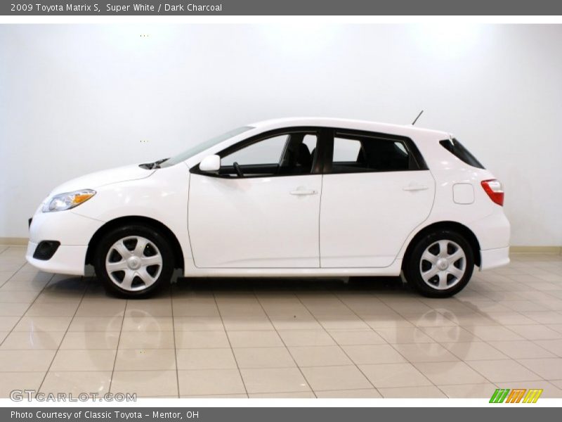 Super White / Dark Charcoal 2009 Toyota Matrix S