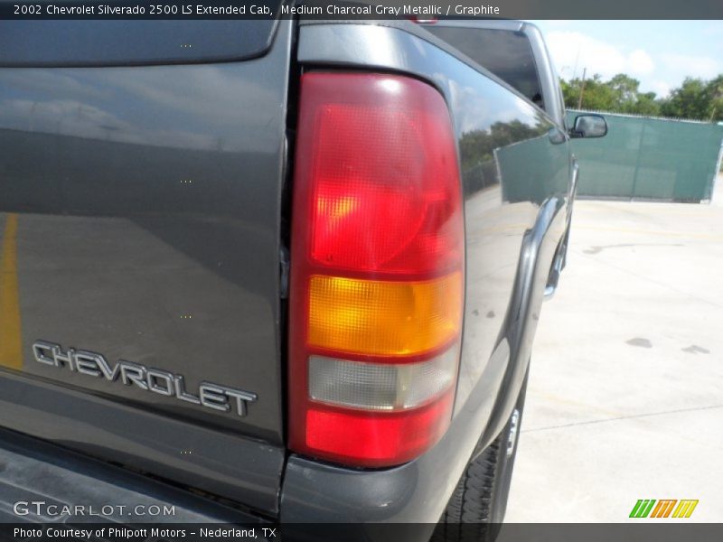 Medium Charcoal Gray Metallic / Graphite 2002 Chevrolet Silverado 2500 LS Extended Cab