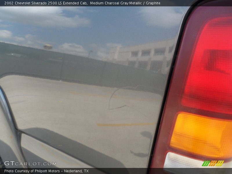 Medium Charcoal Gray Metallic / Graphite 2002 Chevrolet Silverado 2500 LS Extended Cab