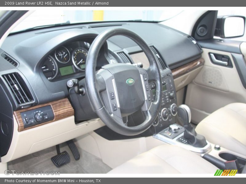 Nazca Sand Metallic / Almond 2009 Land Rover LR2 HSE