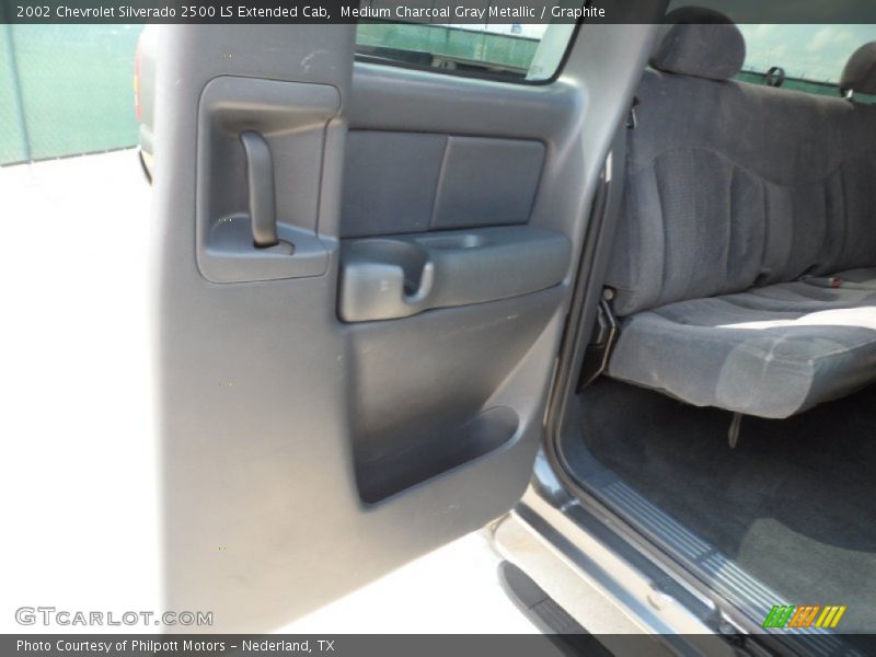 Medium Charcoal Gray Metallic / Graphite 2002 Chevrolet Silverado 2500 LS Extended Cab