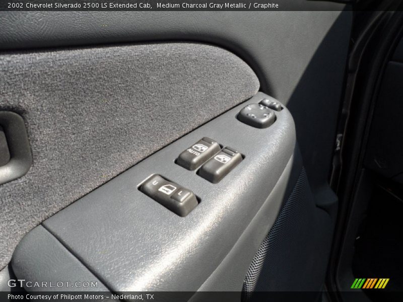 Medium Charcoal Gray Metallic / Graphite 2002 Chevrolet Silverado 2500 LS Extended Cab
