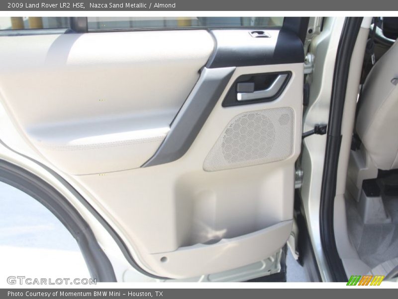 Nazca Sand Metallic / Almond 2009 Land Rover LR2 HSE