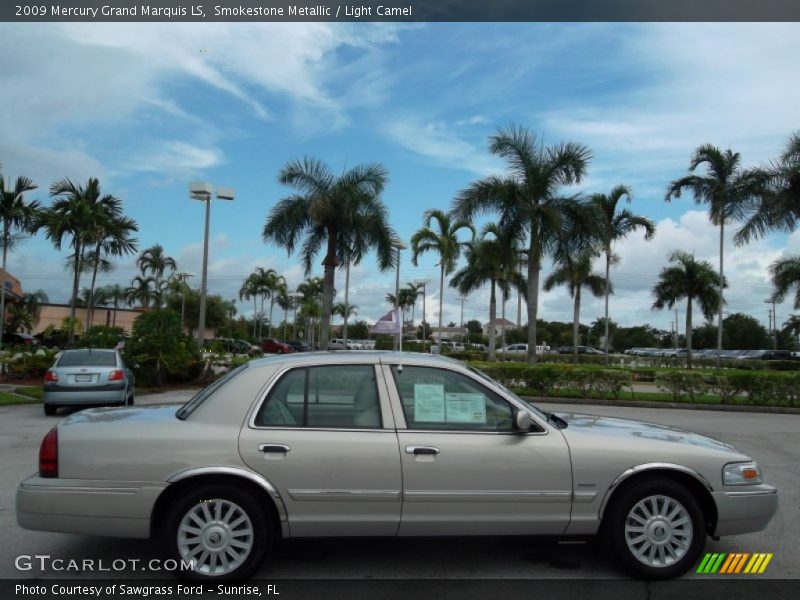 Smokestone Metallic / Light Camel 2009 Mercury Grand Marquis LS