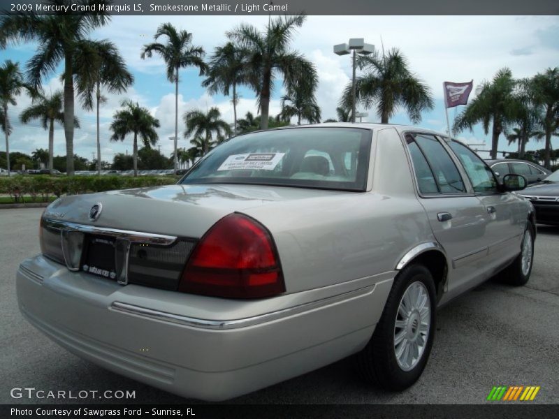 Smokestone Metallic / Light Camel 2009 Mercury Grand Marquis LS