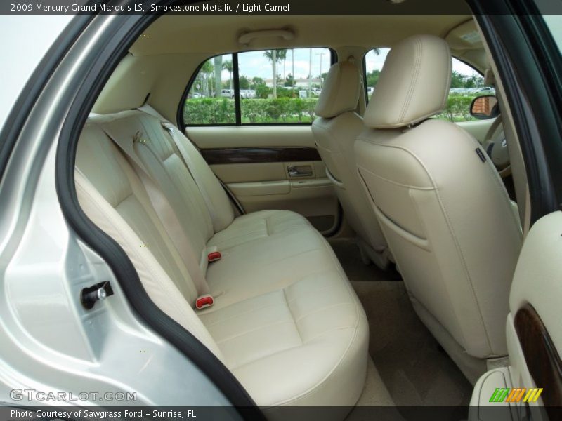 Smokestone Metallic / Light Camel 2009 Mercury Grand Marquis LS
