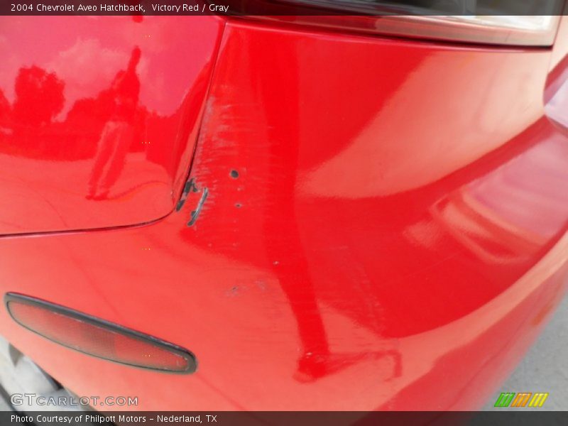 Victory Red / Gray 2004 Chevrolet Aveo Hatchback