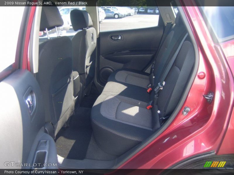 Venom Red / Black 2009 Nissan Rogue SL AWD