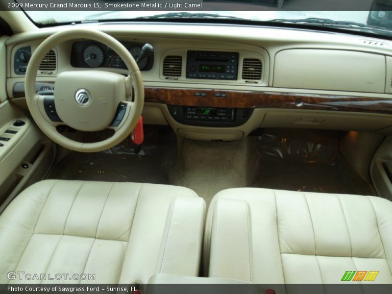 Smokestone Metallic / Light Camel 2009 Mercury Grand Marquis LS