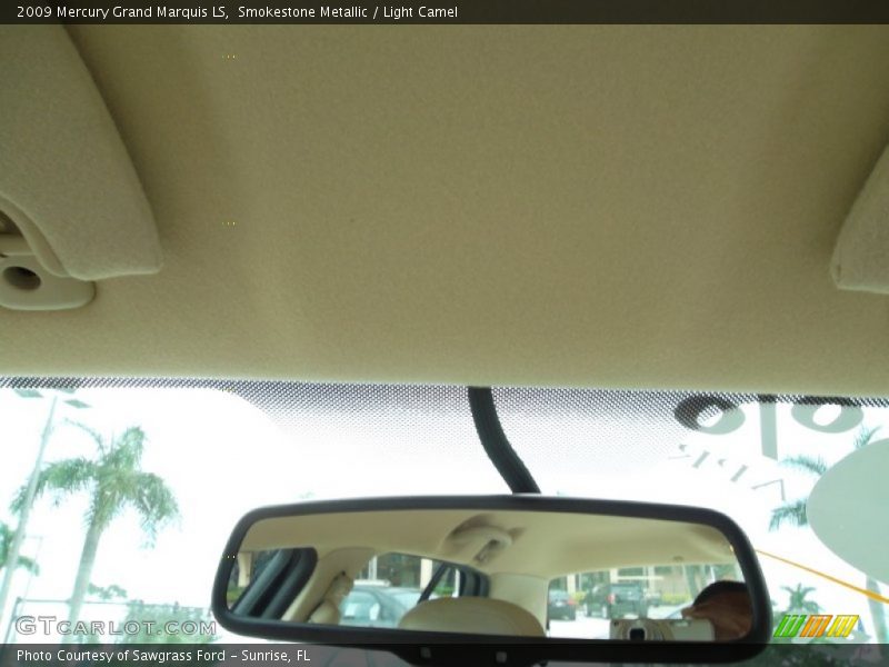 Smokestone Metallic / Light Camel 2009 Mercury Grand Marquis LS