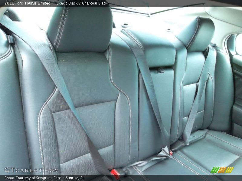 Tuxedo Black / Charcoal Black 2011 Ford Taurus Limited