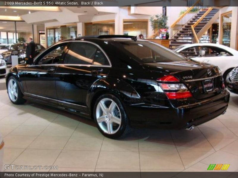 Black / Black 2009 Mercedes-Benz S 550 4Matic Sedan