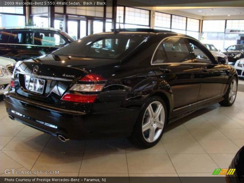 Black / Black 2009 Mercedes-Benz S 550 4Matic Sedan