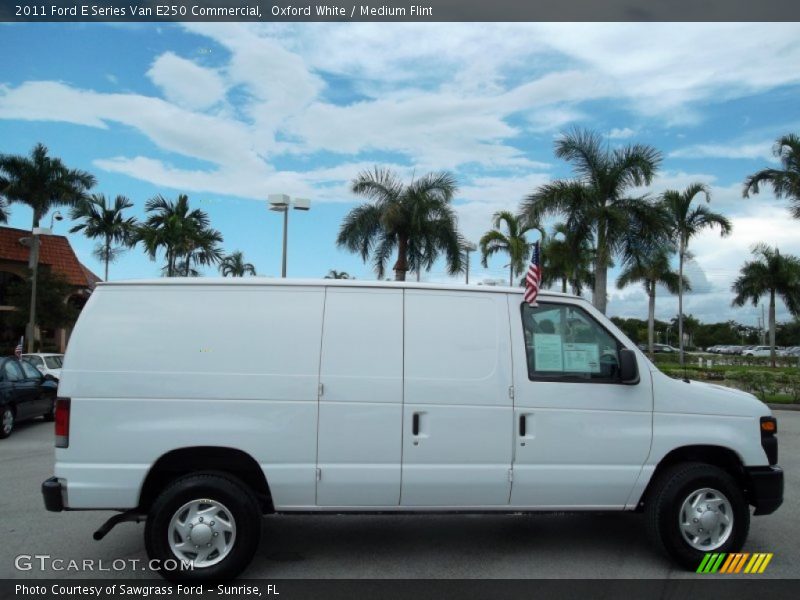 Oxford White / Medium Flint 2011 Ford E Series Van E250 Commercial