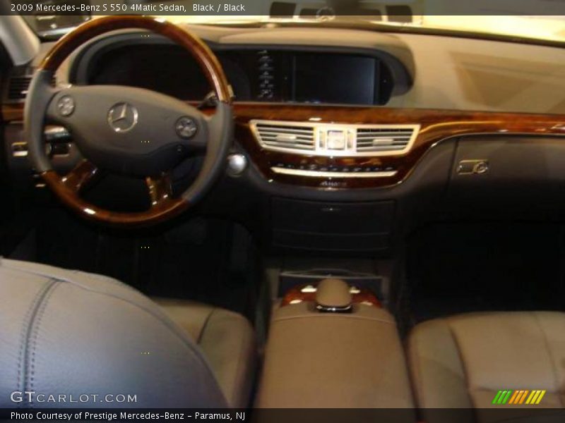 Black / Black 2009 Mercedes-Benz S 550 4Matic Sedan