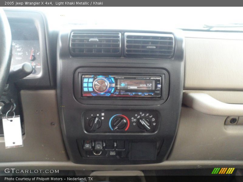 Light Khaki Metallic / Khaki 2005 Jeep Wrangler X 4x4