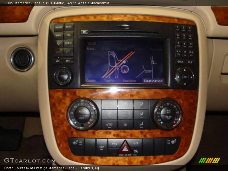 Arctic White / Macadamia 2009 Mercedes-Benz R 350 4Matic