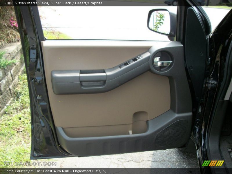 Super Black / Desert/Graphite 2006 Nissan Xterra S 4x4