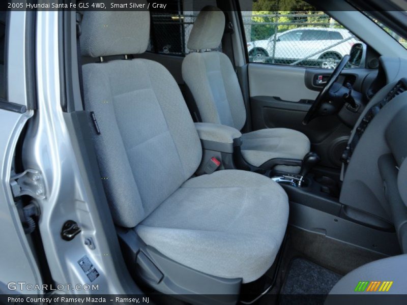 Smart Silver / Gray 2005 Hyundai Santa Fe GLS 4WD