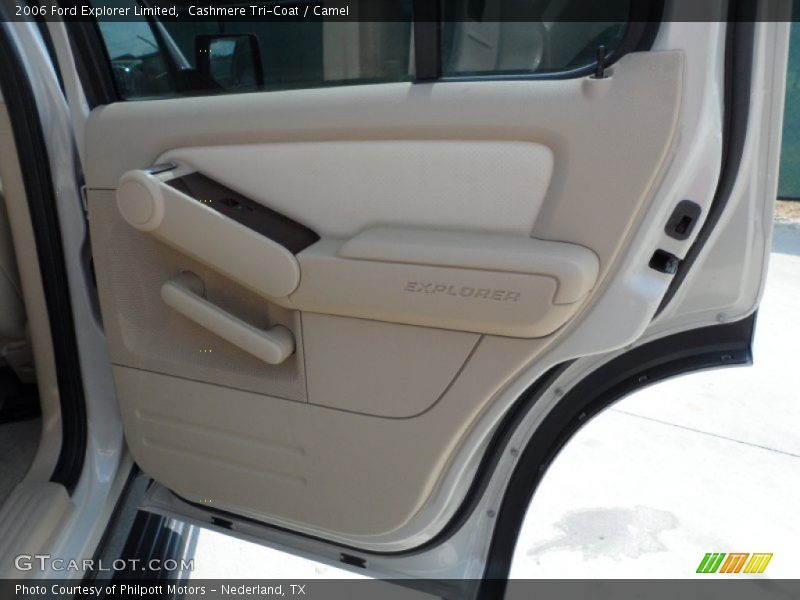 Cashmere Tri-Coat / Camel 2006 Ford Explorer Limited
