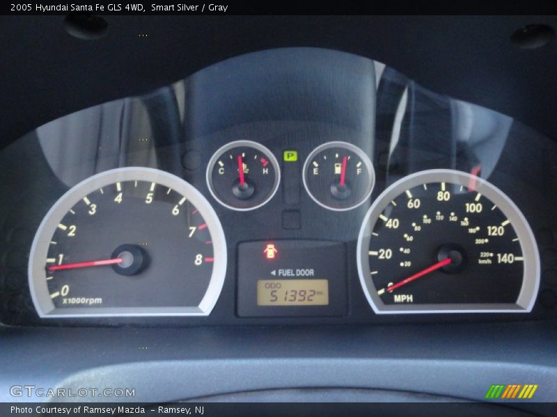 Smart Silver / Gray 2005 Hyundai Santa Fe GLS 4WD