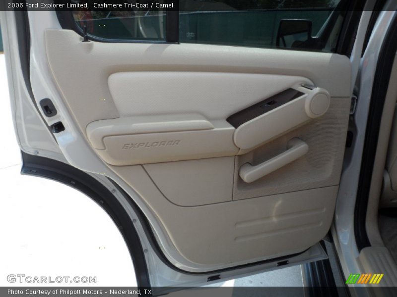 Cashmere Tri-Coat / Camel 2006 Ford Explorer Limited
