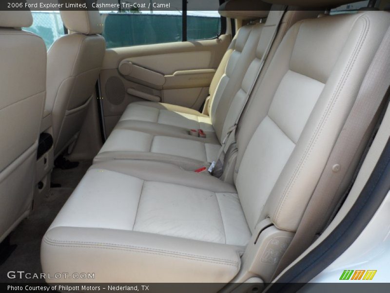 Cashmere Tri-Coat / Camel 2006 Ford Explorer Limited