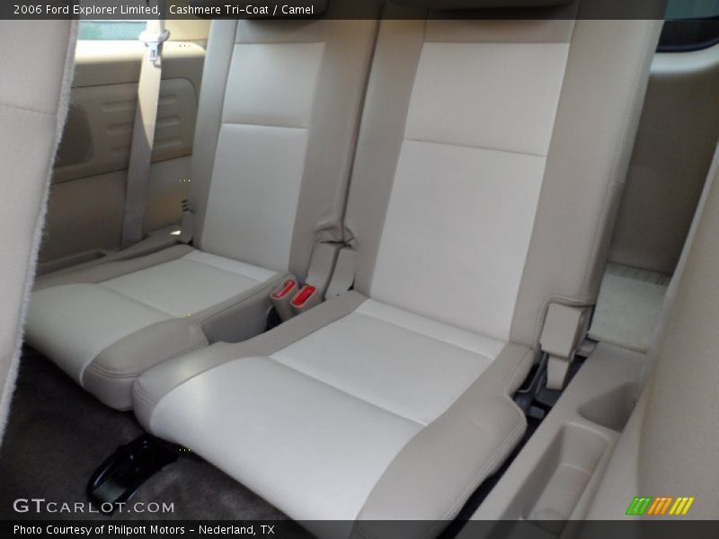 Cashmere Tri-Coat / Camel 2006 Ford Explorer Limited