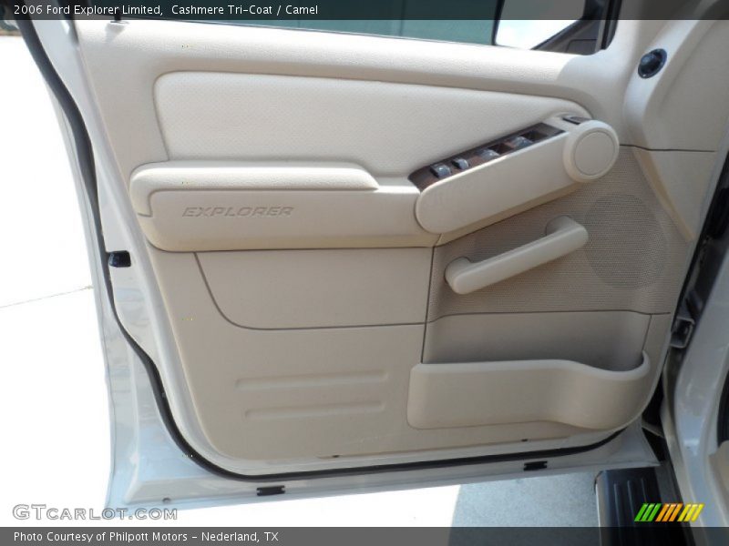 Cashmere Tri-Coat / Camel 2006 Ford Explorer Limited
