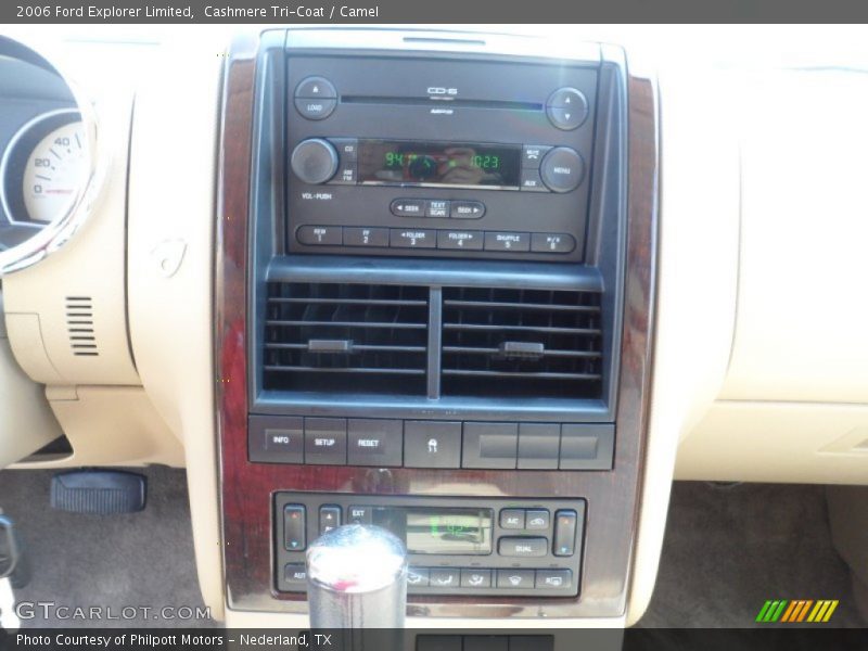 Cashmere Tri-Coat / Camel 2006 Ford Explorer Limited