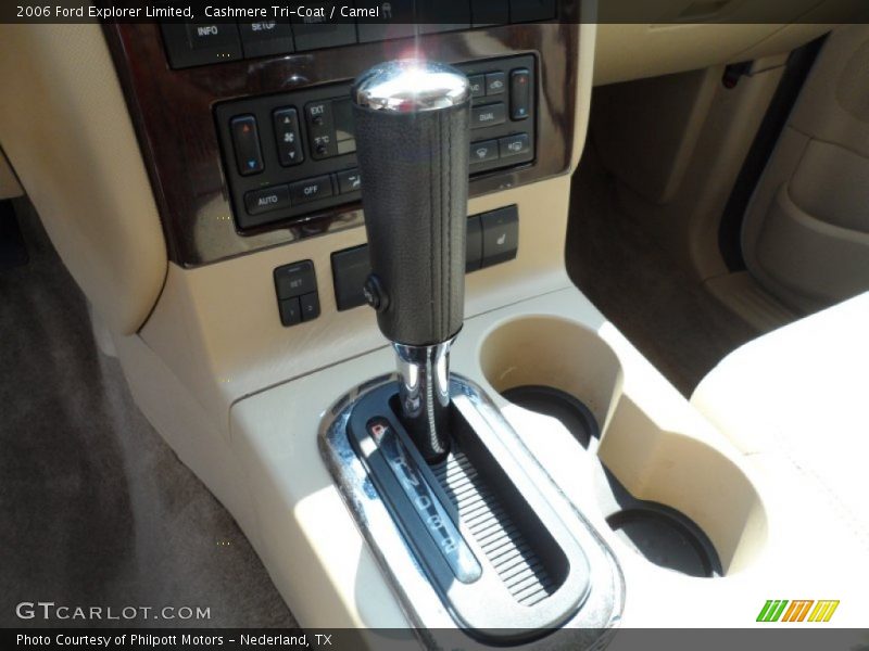 Cashmere Tri-Coat / Camel 2006 Ford Explorer Limited