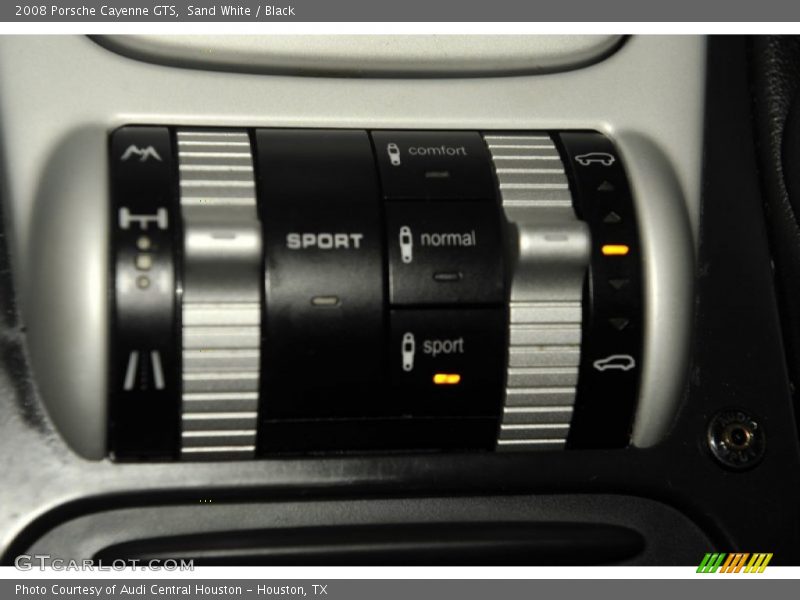 Sand White / Black 2008 Porsche Cayenne GTS