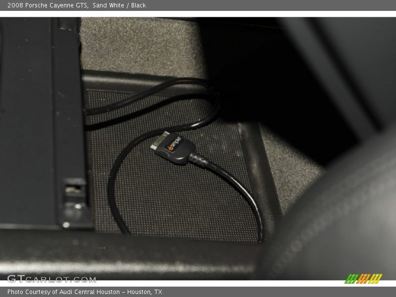 Sand White / Black 2008 Porsche Cayenne GTS