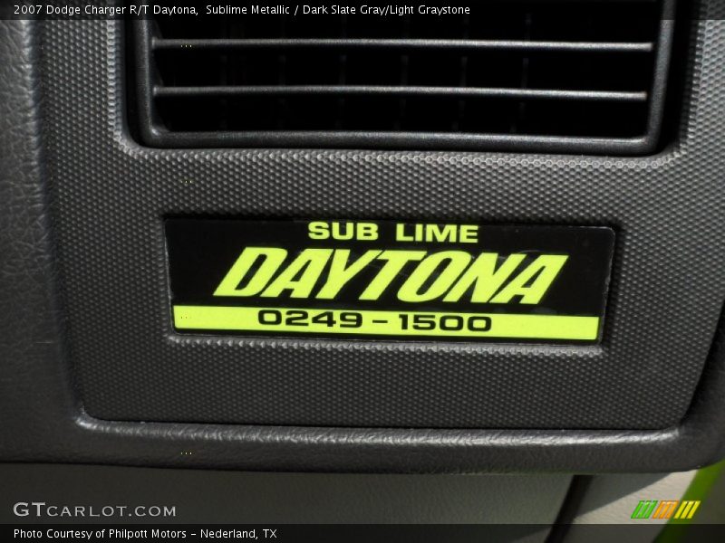  2007 Charger R/T Daytona Logo