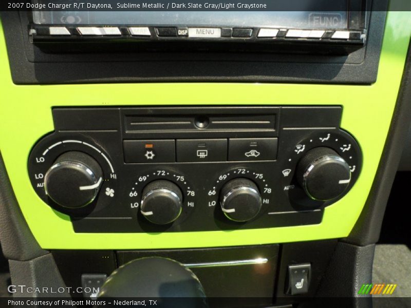 Controls of 2007 Charger R/T Daytona