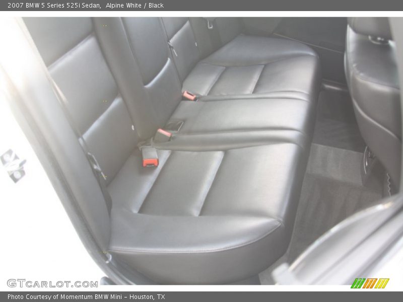 Alpine White / Black 2007 BMW 5 Series 525i Sedan